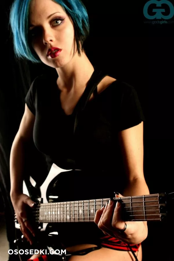 SaraOnTheInternet. Striped Stockings. Guitar - 12