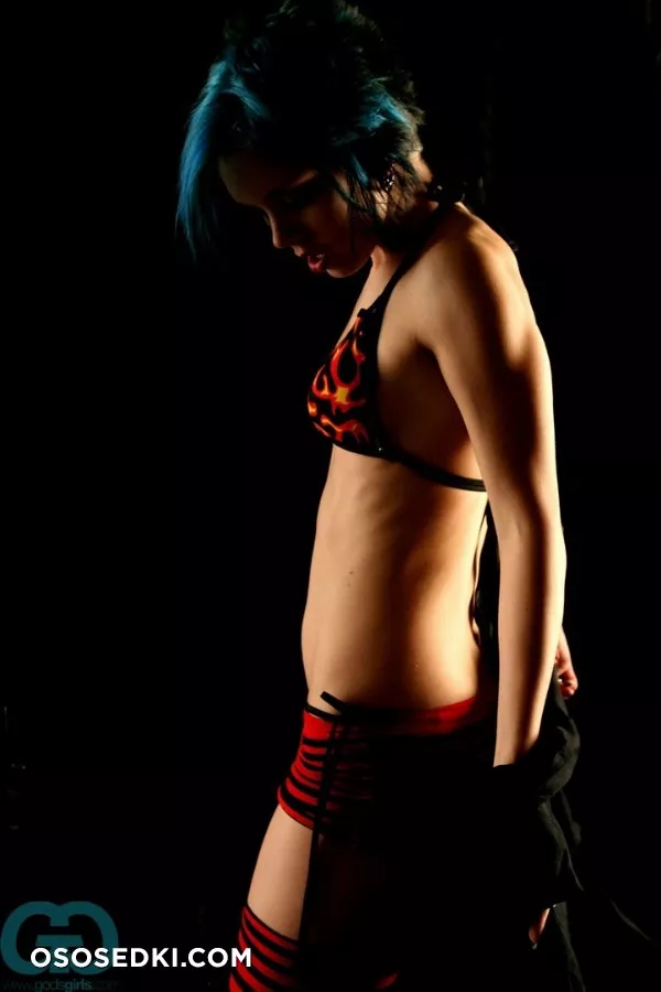 SaraOnTheInternet. Striped Stockings. Guitar - 49
