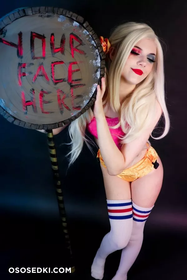 Meggii. Harley Quinn. Birds of Prey. DC Comics - 18