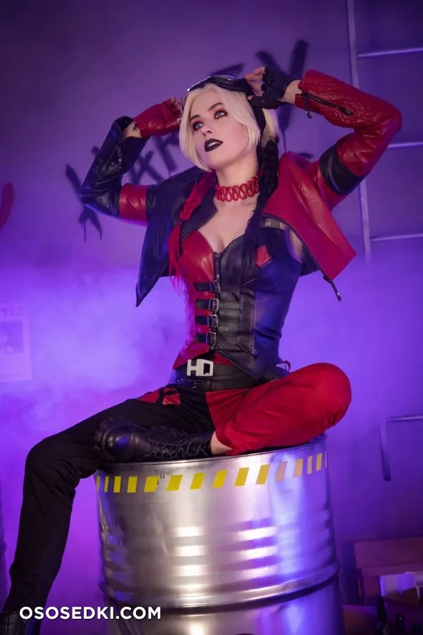 Nichameleon - Harley Quinn patreon cosplay set - 28