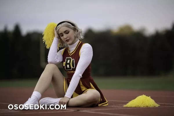 Luxlo cosplay - Cheer Sabrina patreon set - 16