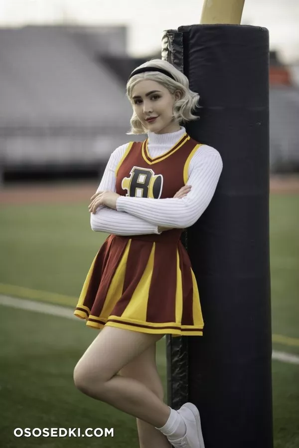 Luxlo cosplay - Cheer Sabrina patreon set - 25
