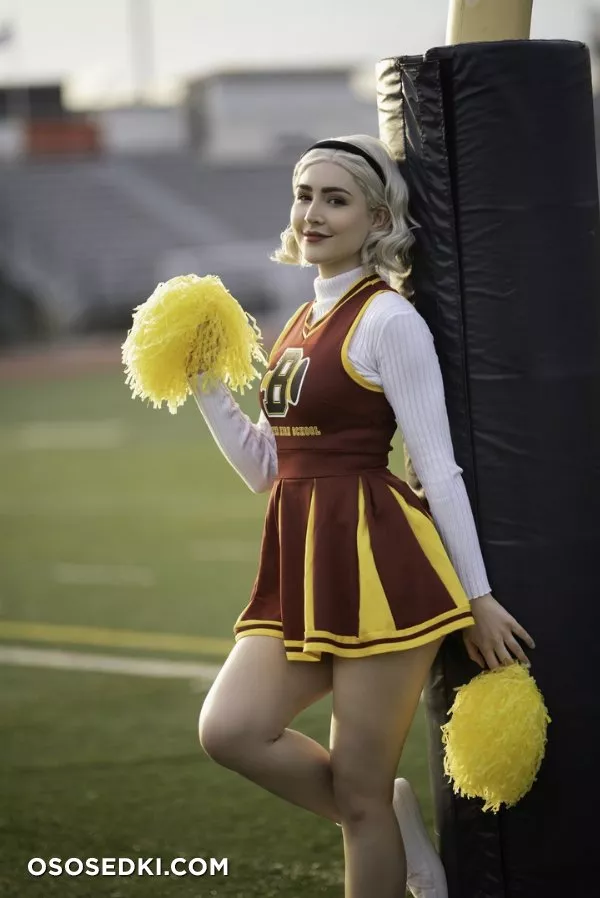 Luxlo cosplay - Cheer Sabrina patreon set - 27