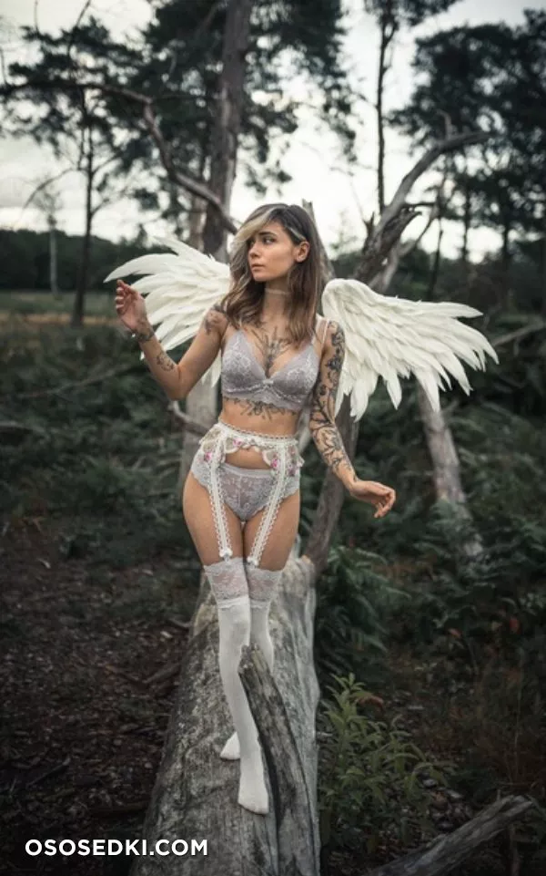 Ich bin - Zayuri - Angel patreon cosplay - 1