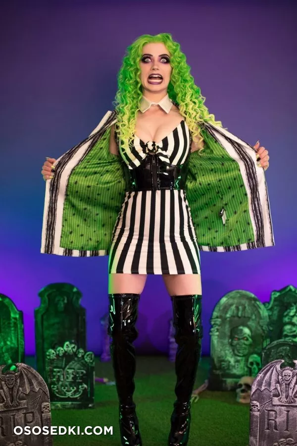Nichameleon - Beetlejuice patreon cosplay set - 13