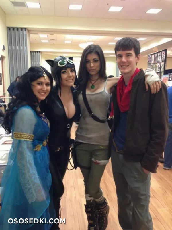 Jessica Nigri and LeeAnna Vamp - 11