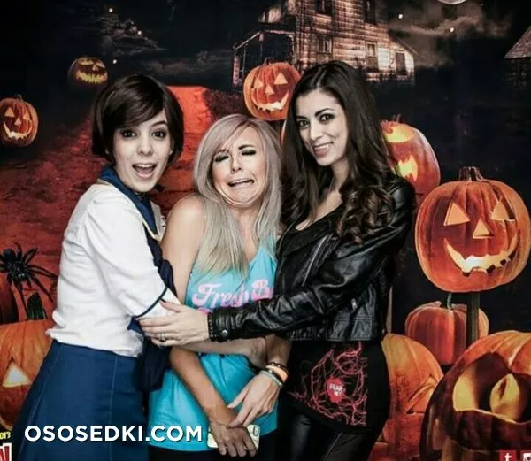 Jessica Nigri and LeeAnna Vamp - 14