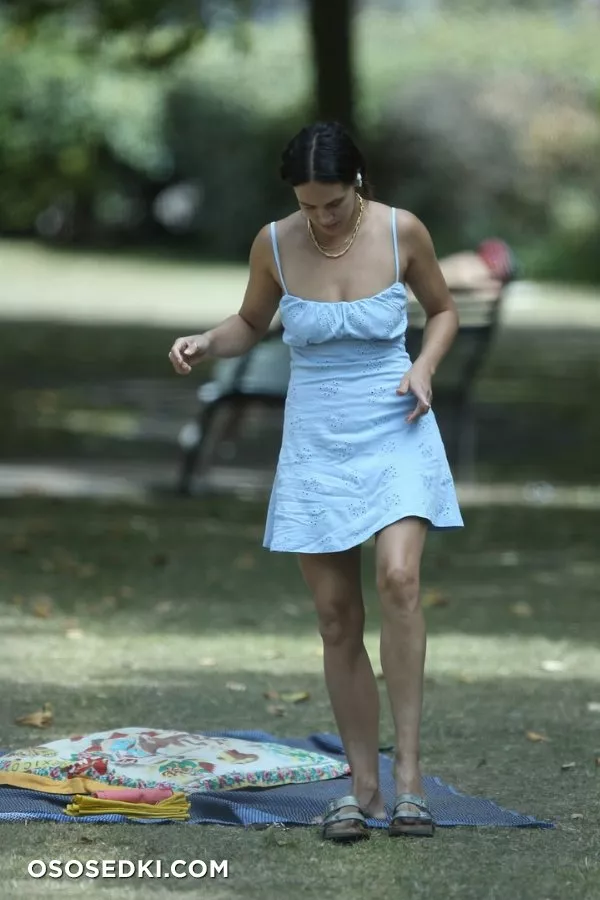 Джессика Браун Финдлей голая - фото Jessica Brown Findlay - 51