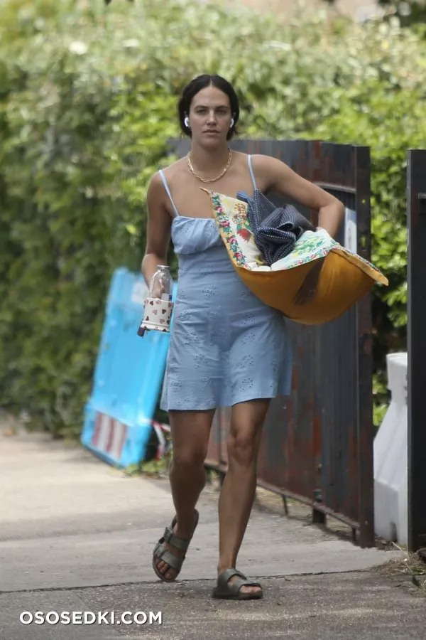 Джессика Браун Финдлей голая - фото Jessica Brown Findlay - 61