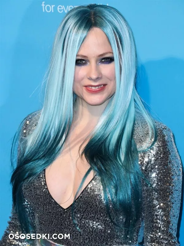Аврил Лавин голая, фото Avril Lavigne - 129
