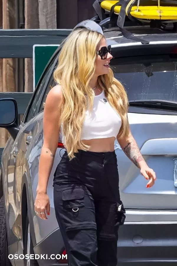 Аврил Лавин голая, фото Avril Lavigne - 171