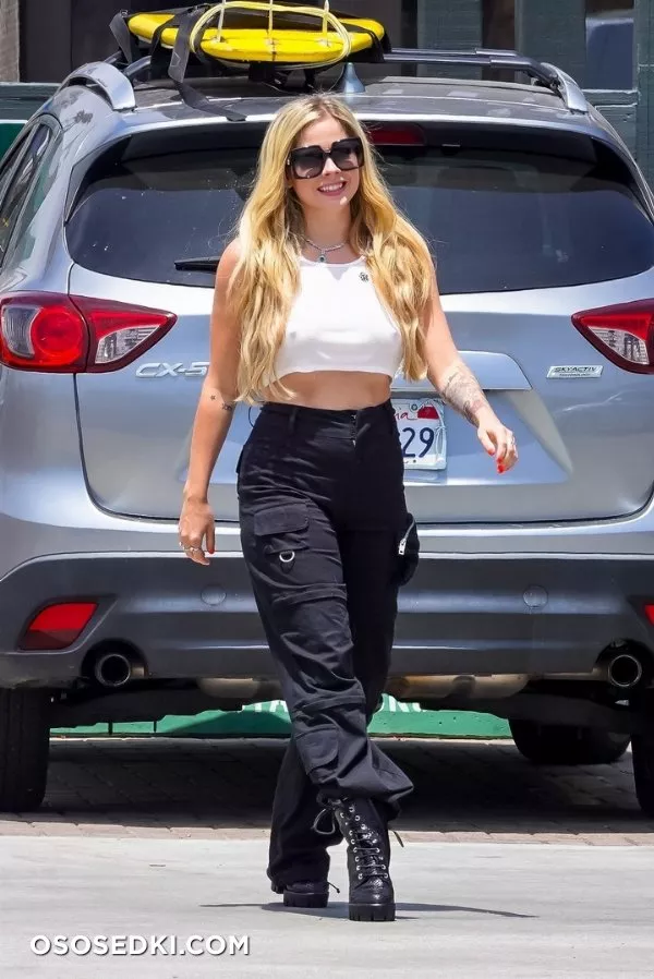 Аврил Лавин голая, фото Avril Lavigne - 172