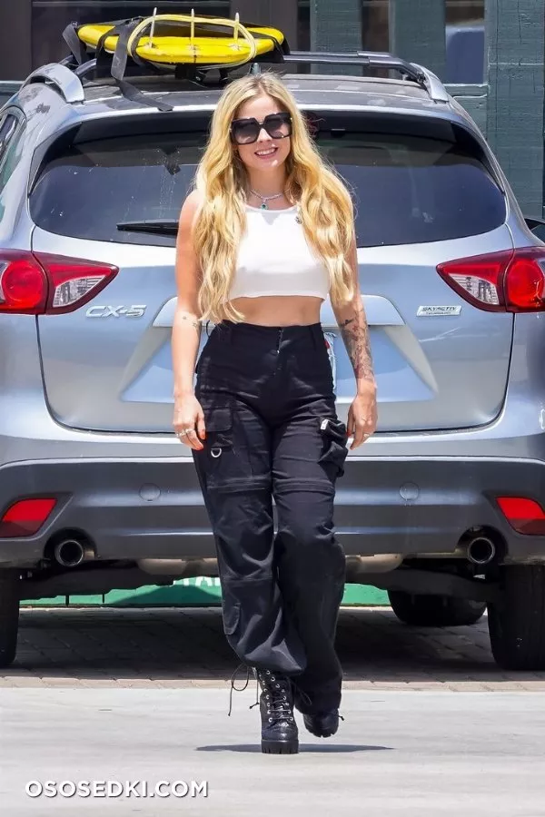 Аврил Лавин голая, фото Avril Lavigne - 174