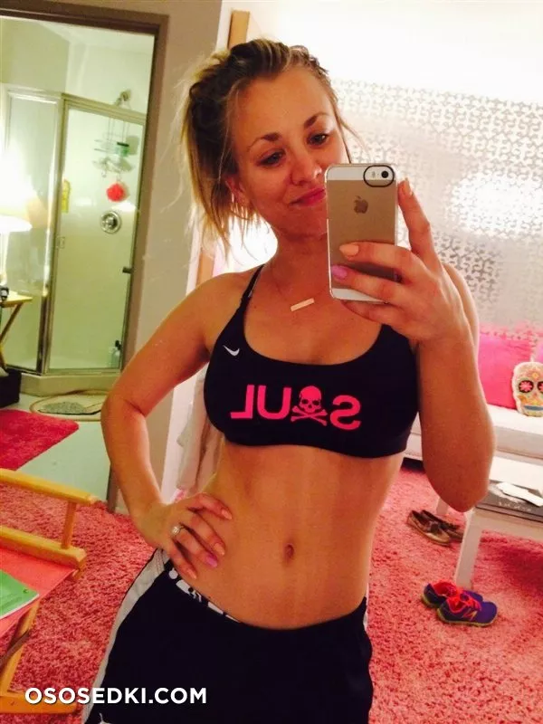 Кейли Куоко (Kaley Cuoco) голая. Украденное фото - 10