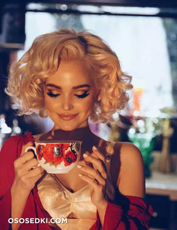 Дав Камерон (Dove Cameron) голая. Украденное фото - 58