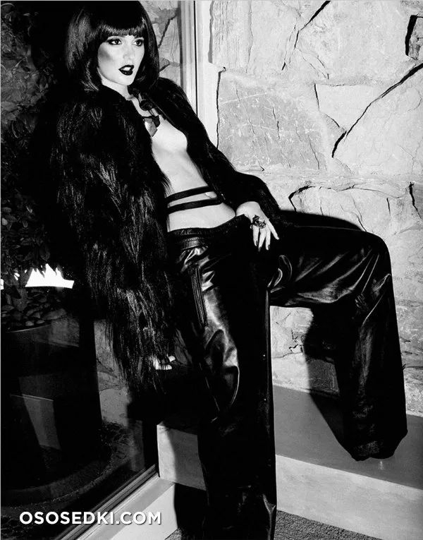 Лейтон Мистер голая, фото Leighton Meester - 27