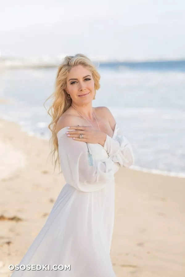 Хайди Монтаг голая - фото Heidi Montag в бикини - 226