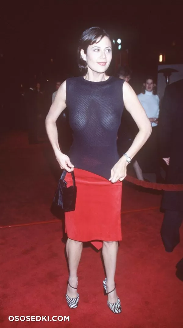 Кэтрин Белл (Catherine Bell) голая - 1
