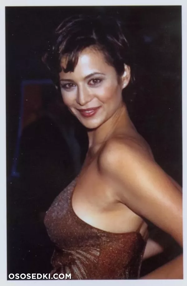 Кэтрин Белл (Catherine Bell) голая - 13