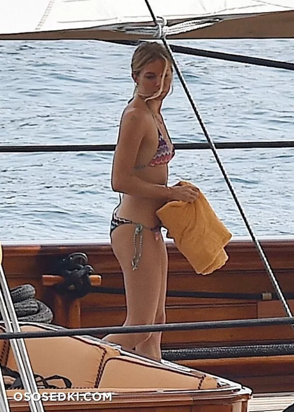Сиенна Миллер (Sienna Miller) голая - 233