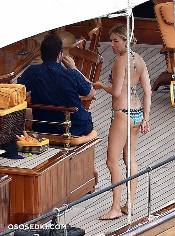 Сиенна Миллер (Sienna Miller) голая - 235