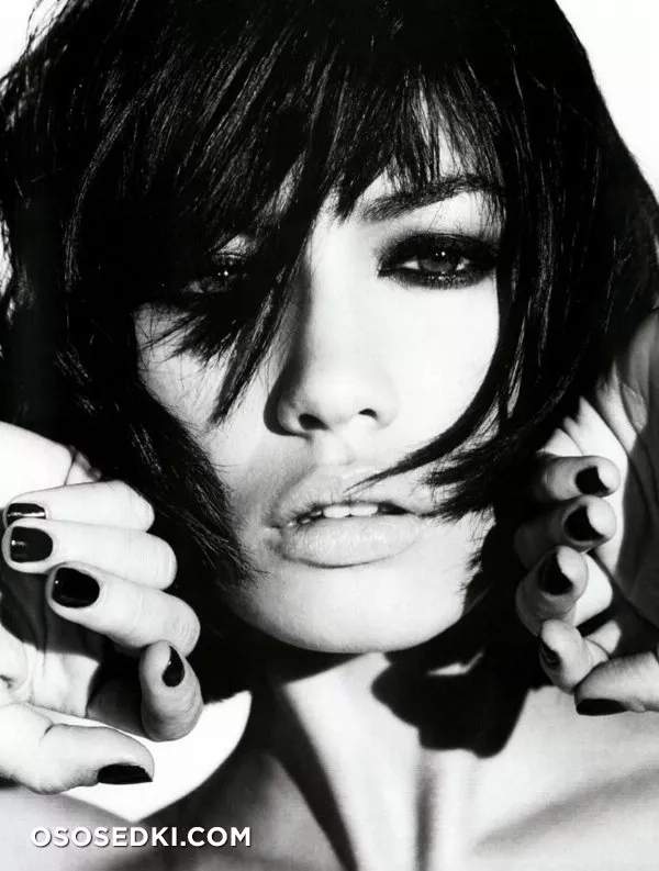 Ольга Куриленко (Olga Kurylenko) голая - 51