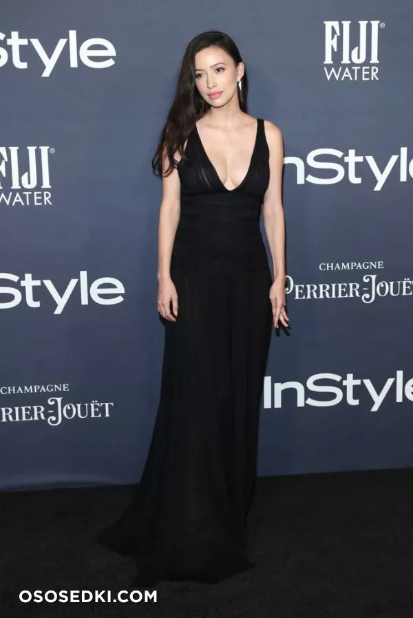 Кристиан Серратос голая - фото Christian Serratos - 42