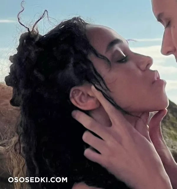 Талия Дебретт Барнетт (FKA Twigs) - 61