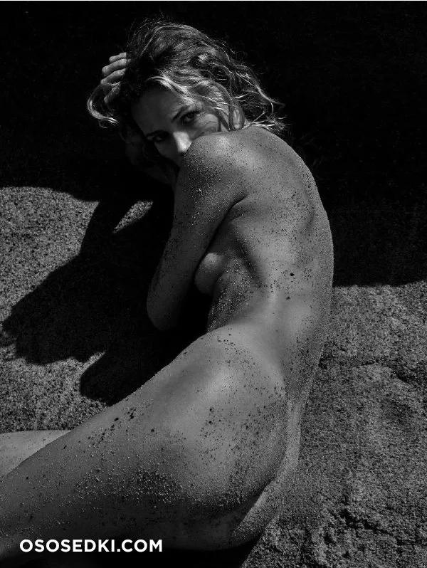 Эдита Вилкевичуте (Edita Vilkeviciute) голая - 249