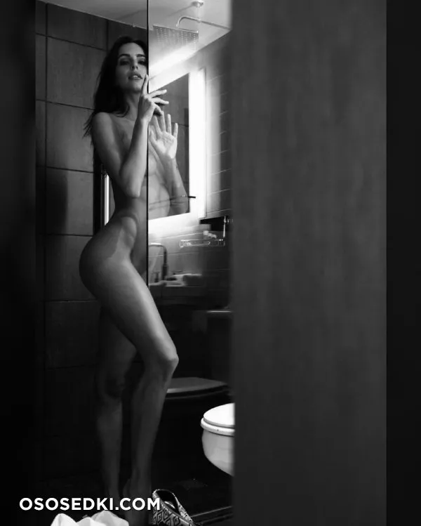 Аманда Пиццикони голая - фото Amanda Pizziconi - 179