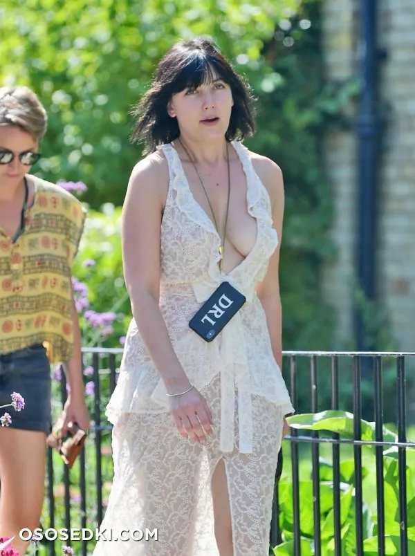 Дэйзи Лоу (Daisy Lowe) голая - 185