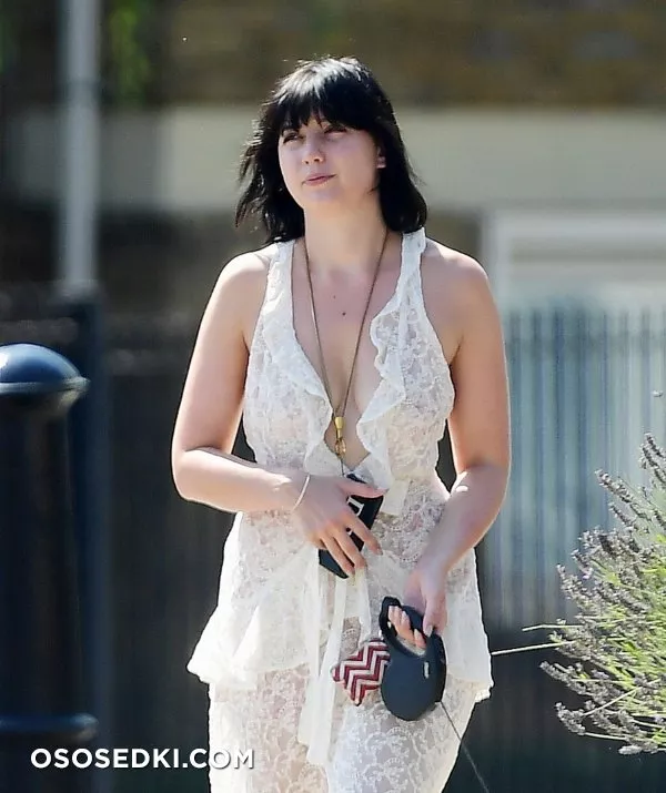 Дэйзи Лоу (Daisy Lowe) голая - 199