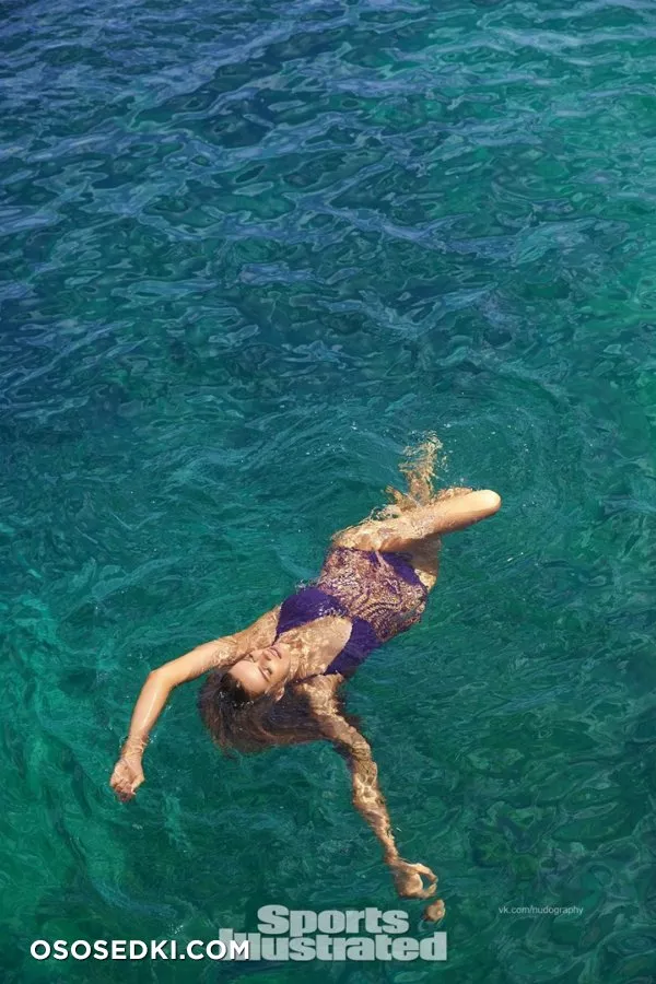 Робин Лоули голая, фото Robyn Lawley - 58