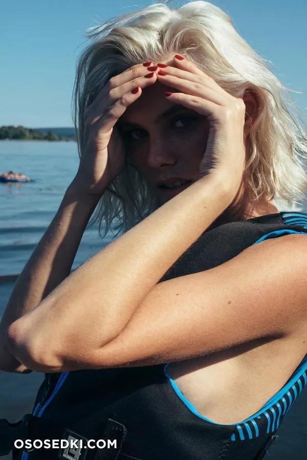 Джулия Алмендра голая - фото Julia Almendra - 49