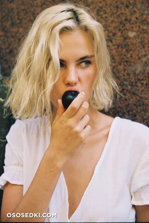 Джулия Алмендра голая - фото Julia Almendra - 127