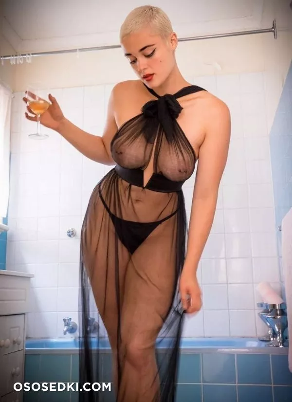 Стефания Феррарио голая - фото Stefania Ferrario - 3