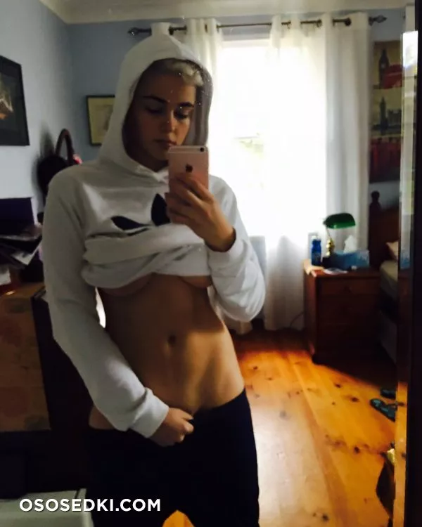 Стефания Феррарио голая - фото Stefania Ferrario - 20