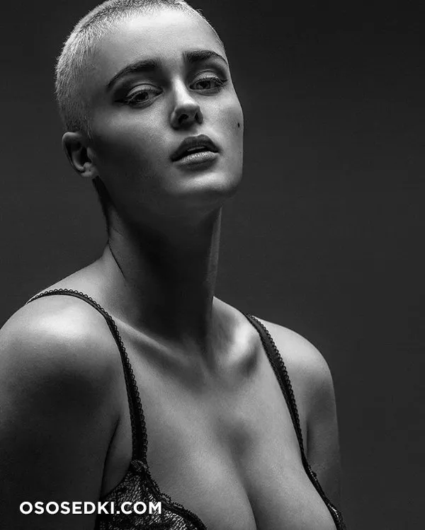 Стефания Феррарио голая - фото Stefania Ferrario - 72