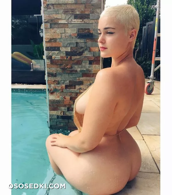 Стефания Феррарио голая - фото Stefania Ferrario - 73