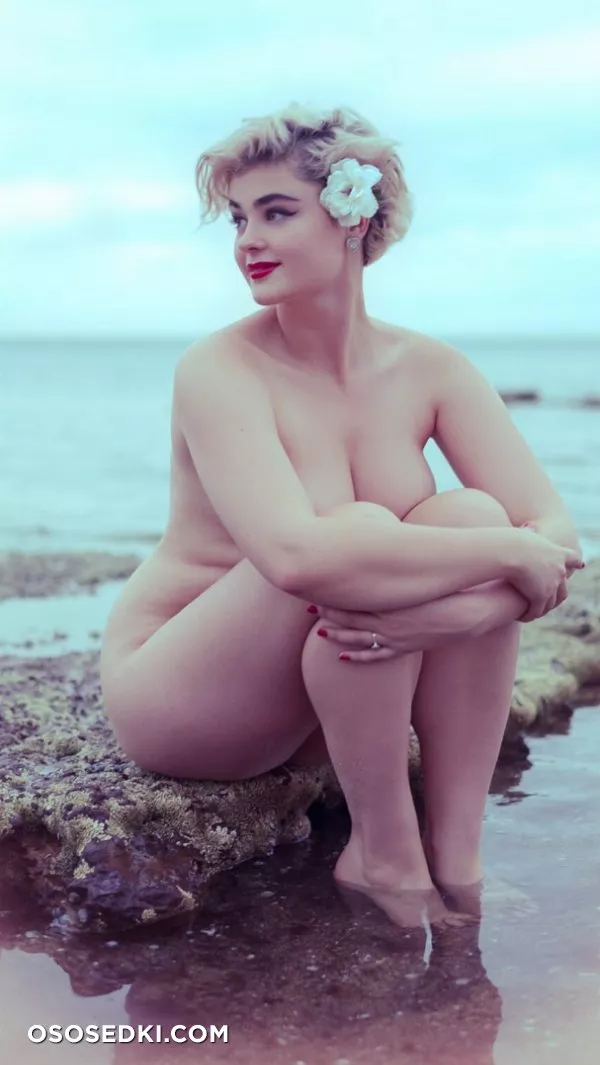 Стефания Феррарио голая - фото Stefania Ferrario - 177