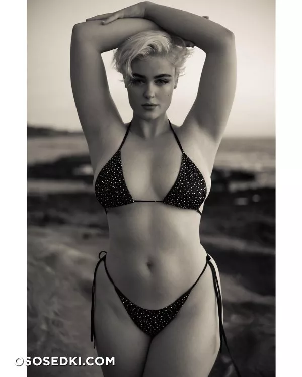 Стефания Феррарио голая - фото Stefania Ferrario - 180