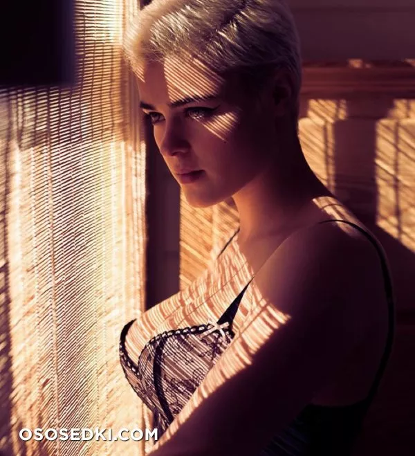 Стефания Феррарио голая - фото Stefania Ferrario - 222