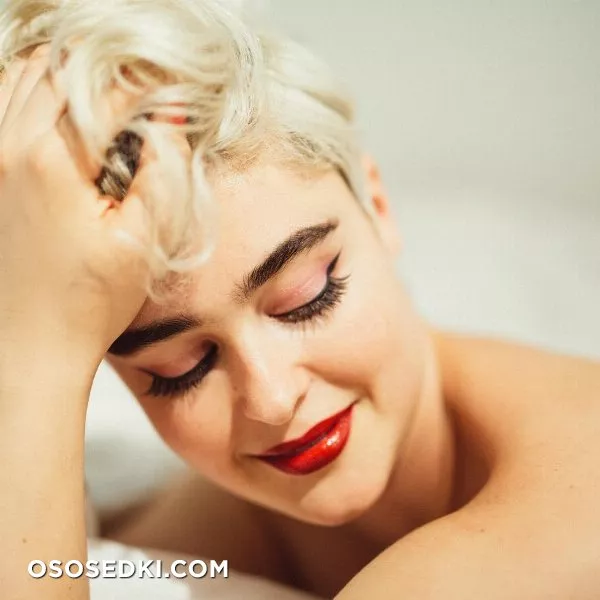 Стефания Феррарио голая - фото Stefania Ferrario - 246