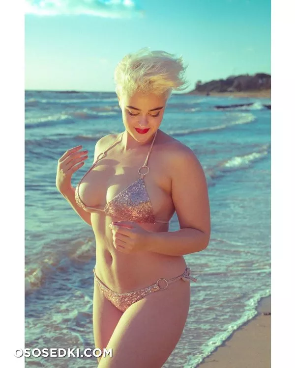 Стефания Феррарио голая - фото Stefania Ferrario - 264