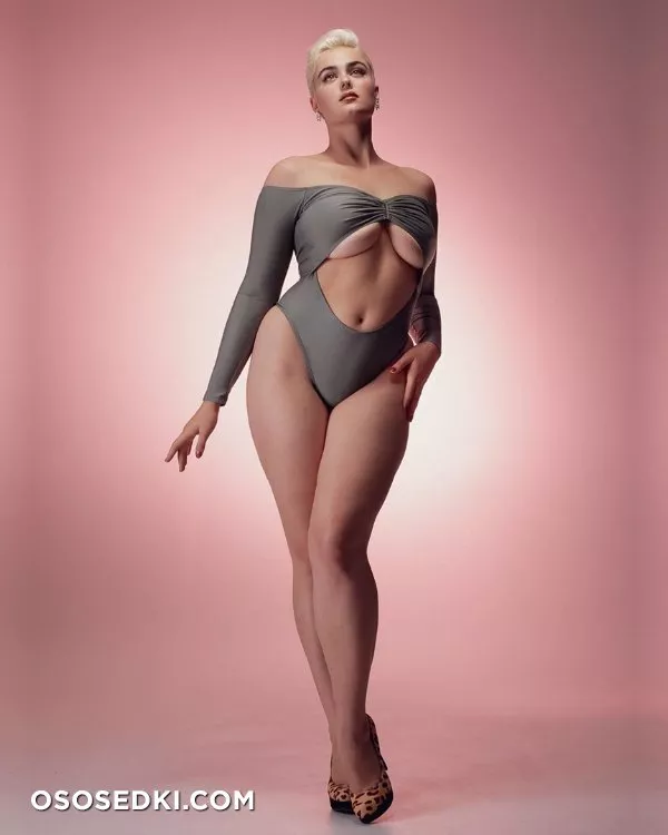 Стефания Феррарио голая - фото Stefania Ferrario - 280