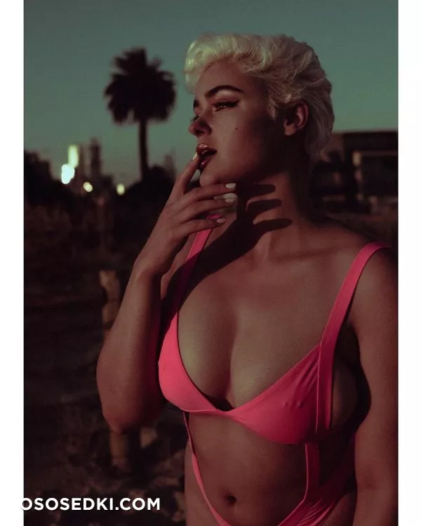 Стефания Феррарио голая - фото Stefania Ferrario - 306
