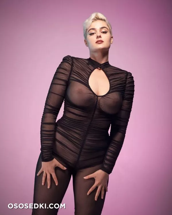 Стефания Феррарио голая - фото Stefania Ferrario - 320