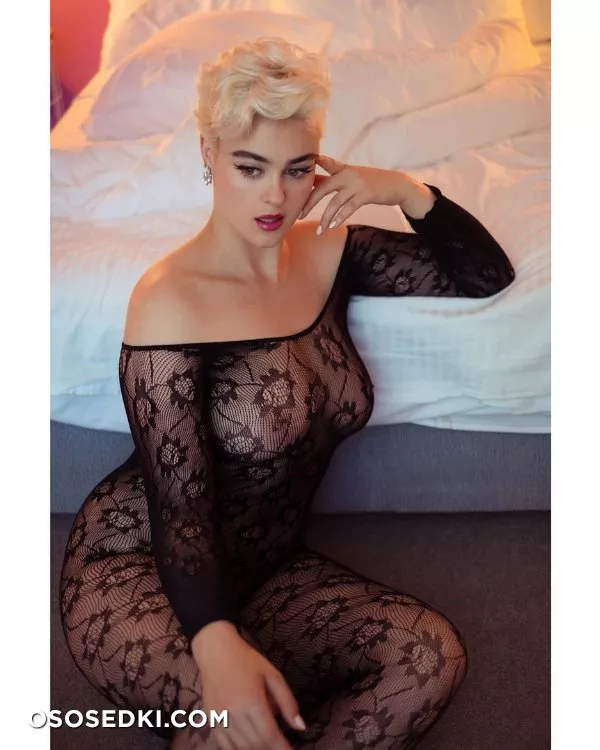 Стефания Феррарио голая - фото Stefania Ferrario - 340
