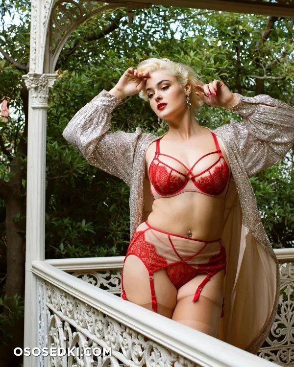 Стефания Феррарио голая - фото Stefania Ferrario - 377