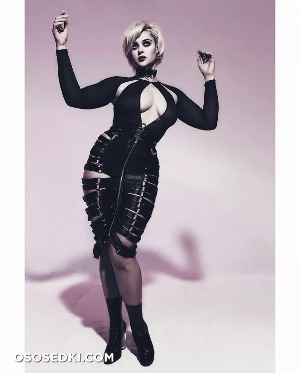 Стефания Феррарио голая - фото Stefania Ferrario - 393